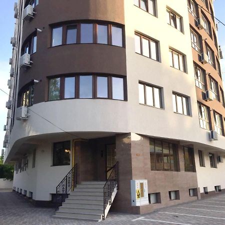 Elyse Comfortable Apartment Close To Palas Mall Iasi Extérieur photo